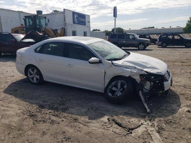 Photo 4 from auction – 2012 VOLKSWAGEN PASSAT SE with VIN 1VWBP7A35CC089070