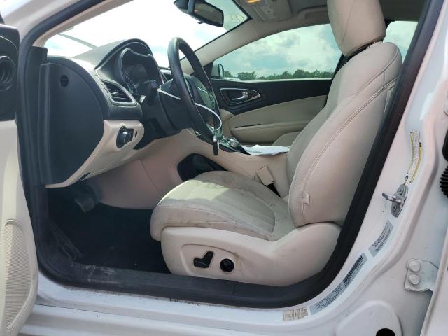 Photo 7 from auction – 2015 CHRYSLER 200 LIMITE with VIN 1C3CCCAB8FN720457