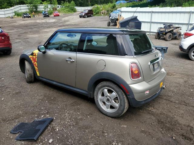 Photo 2 from auction – 2010 MINI COOPER with VIN WMWMF3C53ATU79195