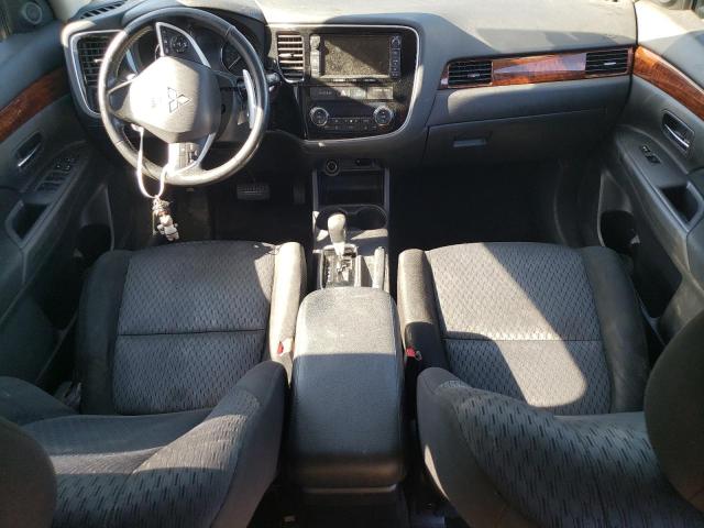 Photo 8 from auction – 2014 MITSUBISHI OUTLANDER with VIN JA4JZ4AX6EZ017346