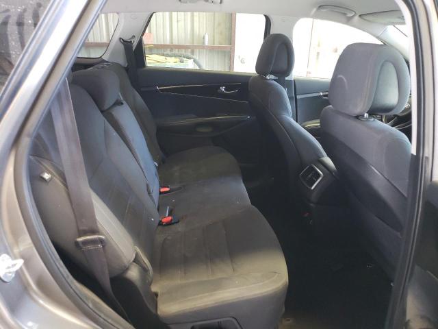 Photo 11 from auction – 2016 KIA SORENTO LX with VIN 5XYPGDA37GG112583