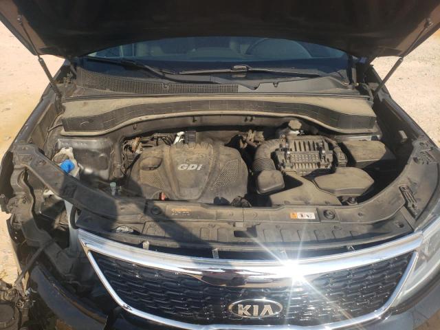 Photo 11 from auction – 2015 KIA SORENTO LX with VIN 5XYKT3A60FG598582