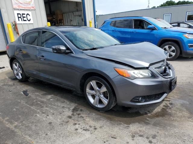 Photo 4 from auction – 2013 ACURA ILX 20 PRE with VIN 19VDE1F50DE018242