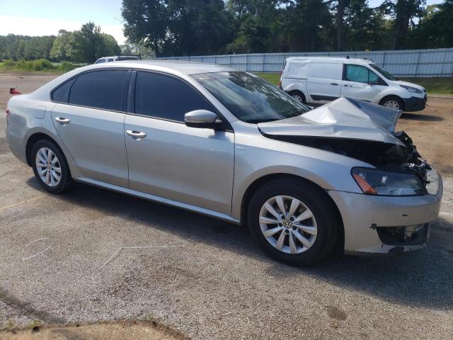 Photo 4 from auction – 2014 VOLKSWAGEN PASSAT S with VIN 1VWAT7A36EC086186