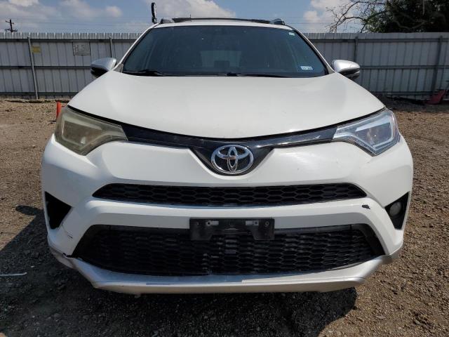 Photo 5 from auction – 2016 TOYOTA RAV4 SE with VIN JTMNFREVXGJ075712