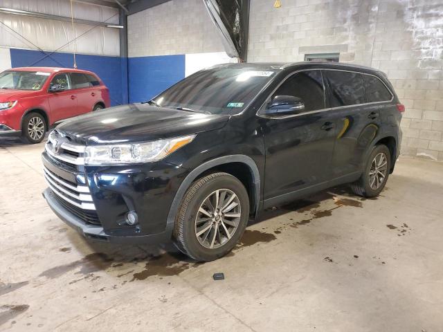 TOYOTA HIGHLANDER 2019 with VIN 5TDJZRFH8KS721176 - Photo from auction