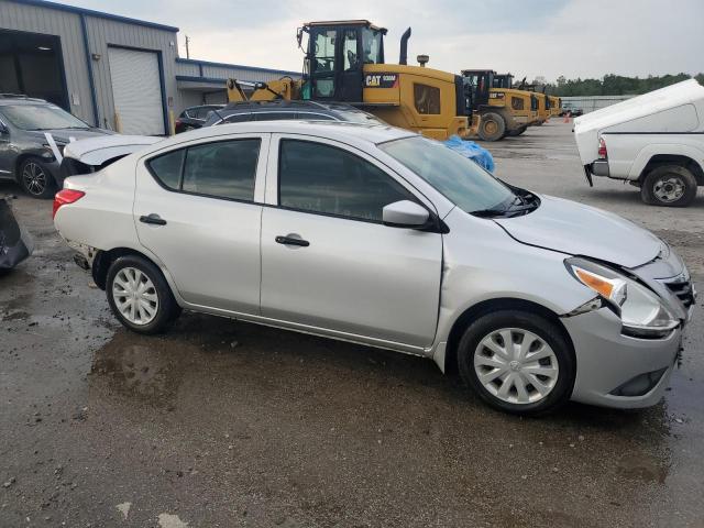 Photo 4 from auction – 2017 NISSAN VERSA S with VIN 3N1CN7AP0HL828215