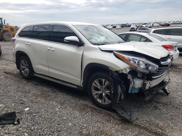 Photo 4 from auction – 2016 TOYOTA HIGHLANDER with VIN 5TDBKRFH4GS231611