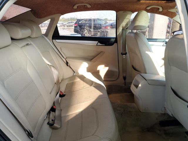 Photo 10 from auction – 2012 VOLKSWAGEN PASSAT SE with VIN 1VWBP7A39CC052376