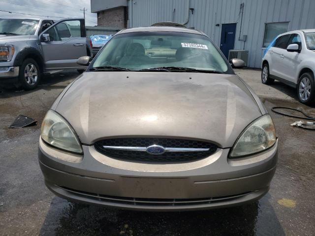 Foto 5 de la subasta – 2002 FORD TAURUS SES con VIN 1FAFP55U72G110560