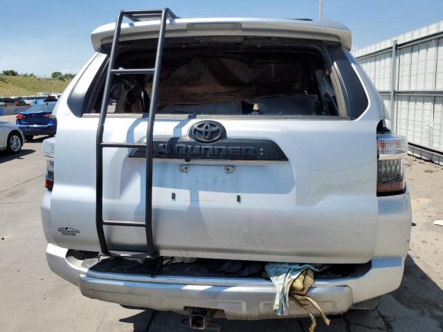 Photo 6 from auction – 2020 TOYOTA 4RUNNER SR with VIN JTEBU5JR8L5828405