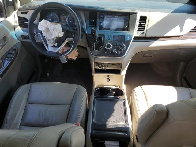 Photo 8 from auction – 2017 TOYOTA SIENNA XLE with VIN 5TDYZ3DC7HS833513