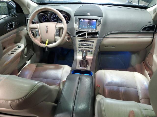 Фото 8 с аукциона – 2011 LINCOLN MKT с VIN 2LMHJ5AT9BBJ52222