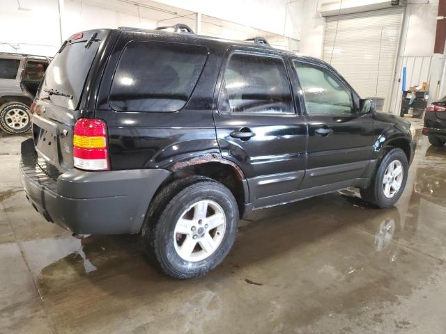 Photo 3 from auction – 2005 FORD ESCAPE XLT with VIN 1FMYU93175KD53696