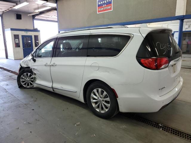 Photo 2 from auction – 2018 CHRYSLER PACIFICA T with VIN 2C4RC1BG8JR211145