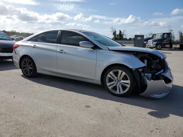 Photo 4 from auction – 2011 HYUNDAI SONATA SE with VIN 5NPEC4ACXBH281307