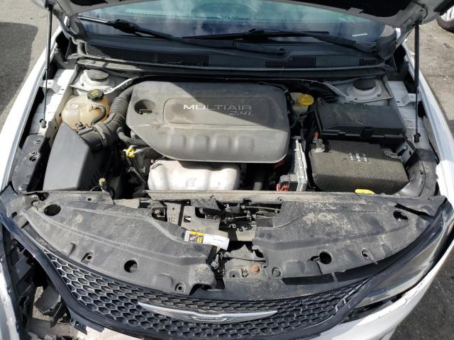 Photo 11 from auction – 2015 CHRYSLER 200 S with VIN 1C3CCCBB2FN712076