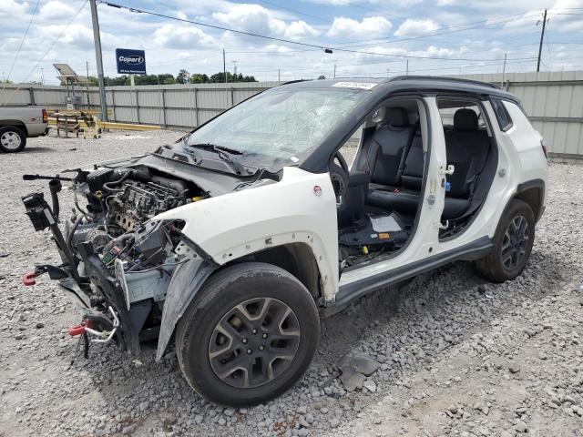 JEEP COMPASS TR 2019 with VIN 3C4NJDDB7KT747817 - Photo from auction
