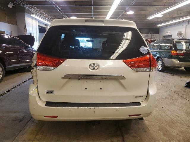 Photo 6 from auction – 2014 TOYOTA SIENNA XLE with VIN 5TDYK3DCXES451590