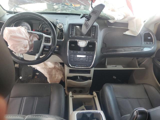 Photo 8 from auction – 2014 CHRYSLER TOWN & COU with VIN 2C4RC1BG1ER116206