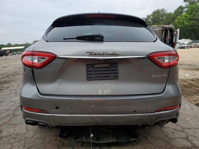 Photo 6 from auction – 2017 MASERATI LEVANTE with VIN ZN661XUA8HX243186