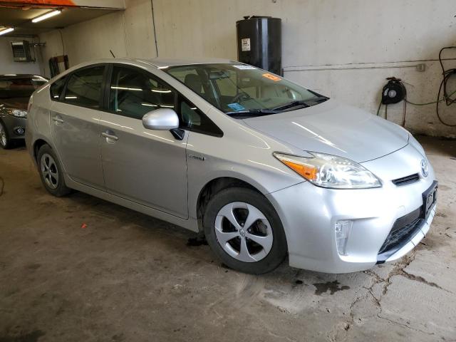 Photo 4 from auction – 2014 TOYOTA PRIUS with VIN JTDKN3DU1E0356635