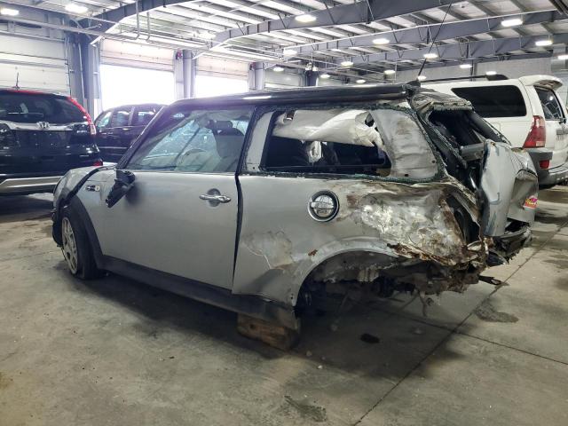 Photo 2 from auction – 2006 MINI COOPER S with VIN WMWRE33556TJ48649