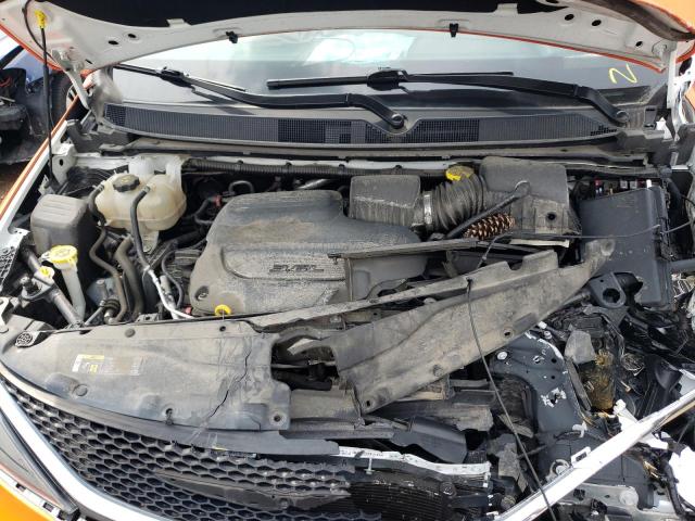 Photo 11 from auction – 2021 CHRYSLER VOYAGER LX with VIN 2C4RC1CG7MR555309