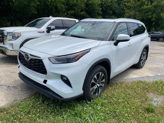 Photo 2 from auction – 2022 TOYOTA HIGHLANDER with VIN 5TDHZRBH4NS172777