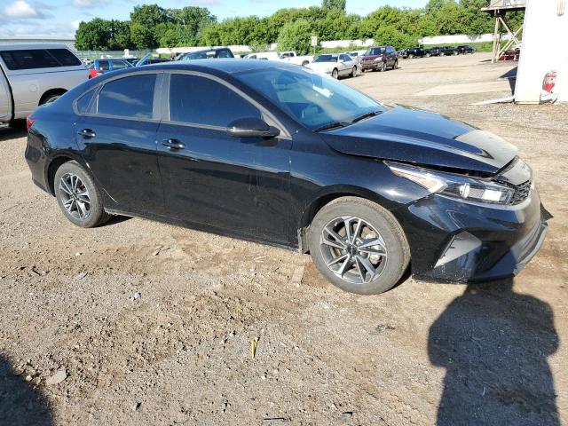 Photo 4 from auction – 2023 KIA FORTE LX with VIN 3KPF24AD8PE671544