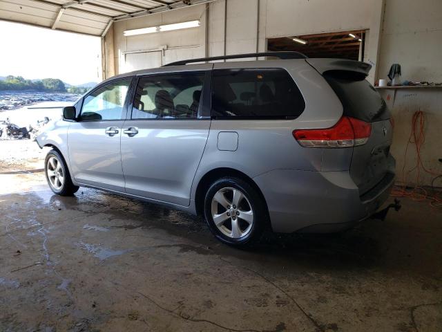 Photo 2 from auction – 2013 TOYOTA SIENNA LE with VIN 5TDKK3DC8DS318881