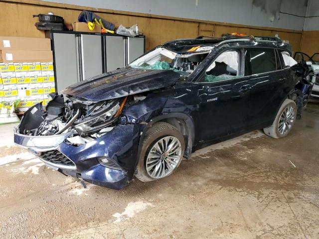 TOYOTA HIGHLANDER 2021 with VIN 5TDEBRCH4MS036038 - Photo from auction
