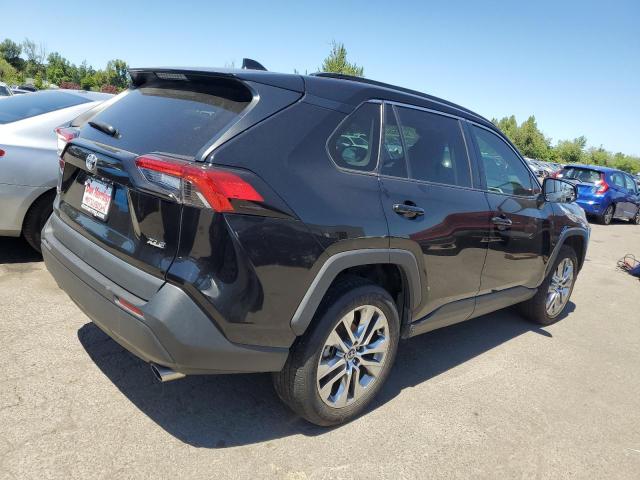 Photo 3 from auction – 2021 TOYOTA RAV4 XLE P with VIN 2T3C1RFVXMC091024