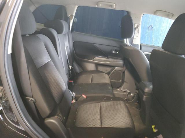 Фото 11 с аукциона – 2014 MITSUBISHI OUTLANDER с VIN JA4AD3A30EZ020054