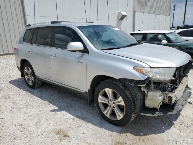 Photo 4 from auction – 2013 TOYOTA HIGHLANDER with VIN 5TDDK3EH9DS187902