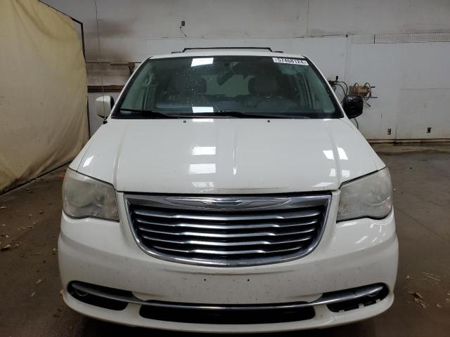 Photo 5 from auction – 2013 CHRYSLER TOWN & COU with VIN 2C4RC1BG5DR577469