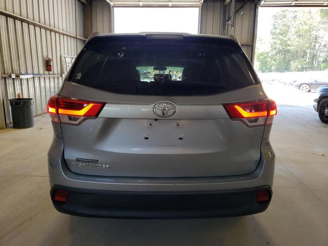 Photo 6 from auction – 2019 TOYOTA HIGHLANDER with VIN 5TDZARFH4KS043942