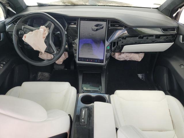Photo 8 from auction – 2018 TESLA MODEL X with VIN 5YJXCDE23JF140022