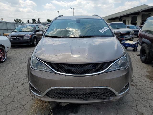 Photo 5 from auction – 2017 CHRYSLER PACIFICA T with VIN 2C4RC1BG9HR810288