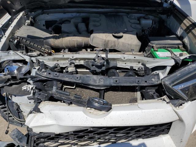 Photo 12 from auction – 2017 TOYOTA 4RUNNER SR with VIN JTEBU5JR3H5448881