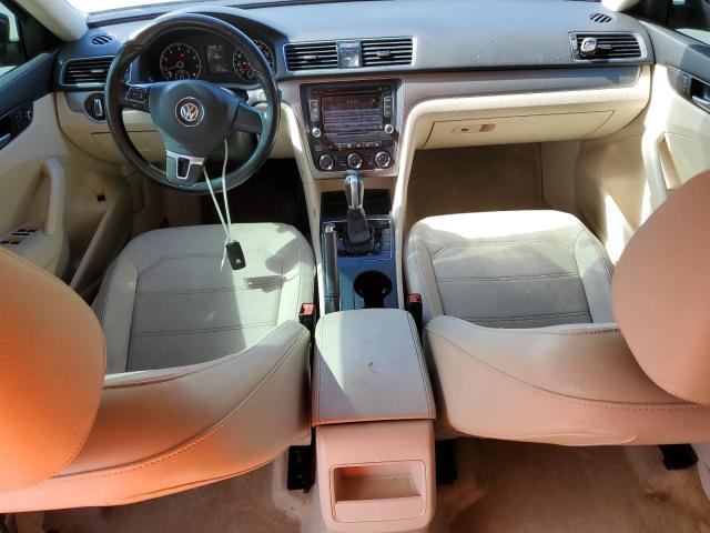 Photo 8 from auction – 2015 VOLKSWAGEN PASSAT S with VIN 1VWAT7A37FC120931