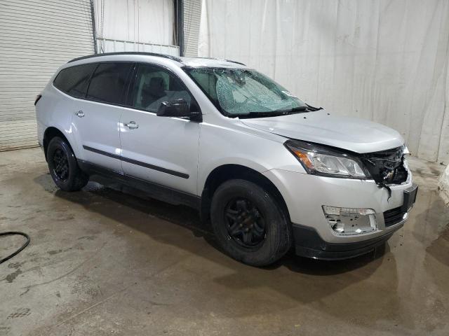 Photo 4 from auction – 2017 CHEVROLET TRAVERSE L with VIN 1GNKVFED2HJ346069