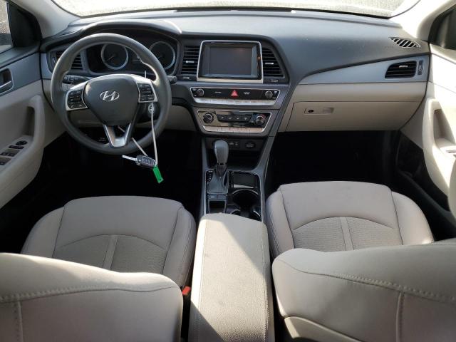 Photo 8 from auction – 2019 HYUNDAI SONATA SE with VIN 5NPE24AF6KH730642