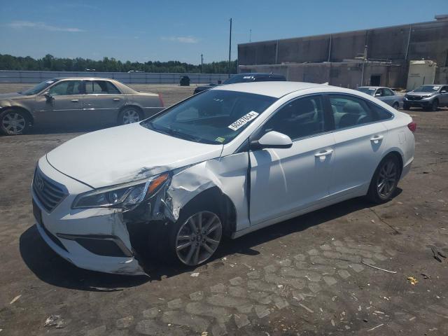 HYUNDAI SONATA SE 2016 with VIN 5NPE24AF0GH306817 - Photo from auction