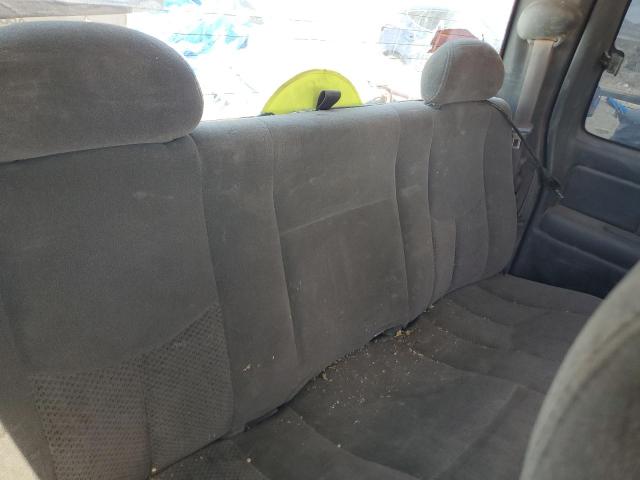 Photo 10 from auction – 2004 CHEVROLET SILVERADO with VIN 1GCHK29104E142510