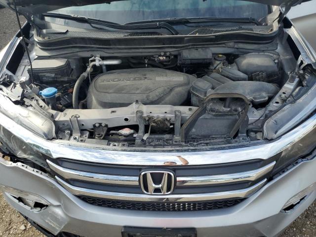 Photo 12 from auction – 2016 HONDA PILOT SE with VIN 5FNYF6H54GB093749
