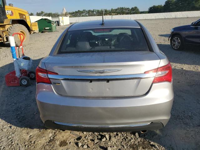 Photo 6 from auction – 2014 CHRYSLER 200 TOURIN with VIN 1C3CCBBG0EN115092
