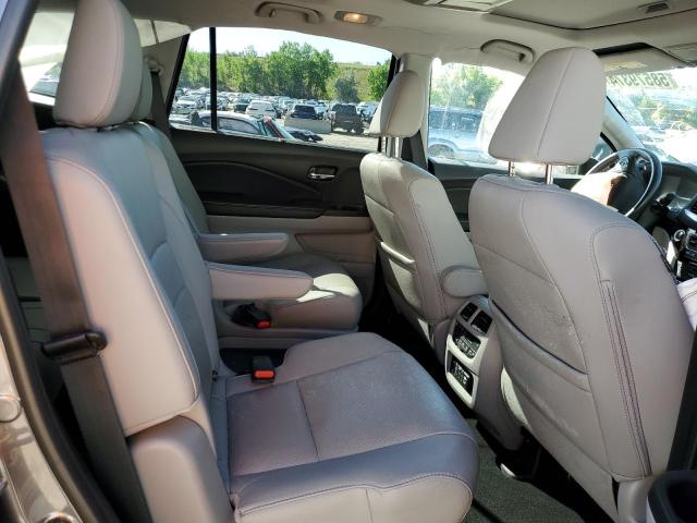 Photo 11 from auction – 2017 HONDA PILOT ELIT with VIN 5FNYF6H02HB056477