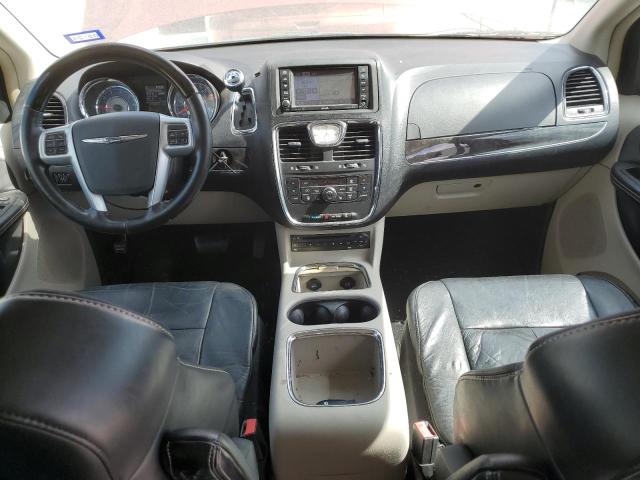 Photo 8 from auction – 2012 CHRYSLER TOWN & COU with VIN 2C4RC1GG4CR140750