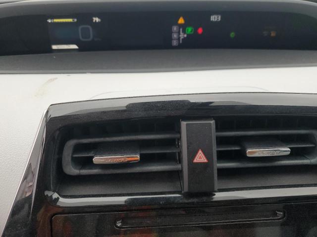 Photo 9 from auction – 2017 TOYOTA PRIUS with VIN JTDKARFU6H3031560